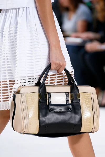 Look 33